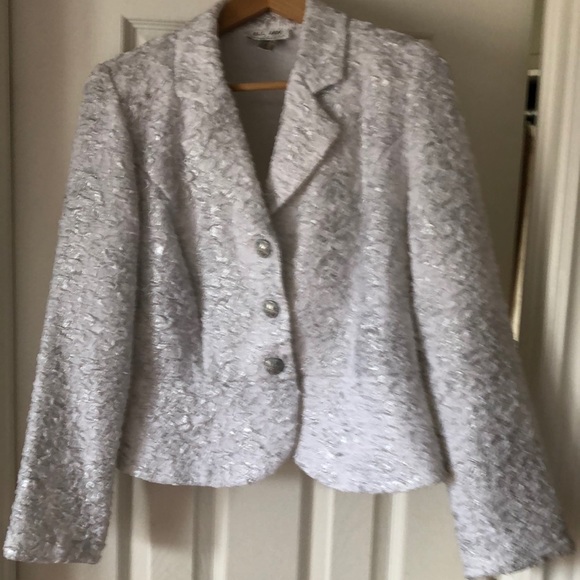 Mint condition ladies jacket - Picture 1 of 6